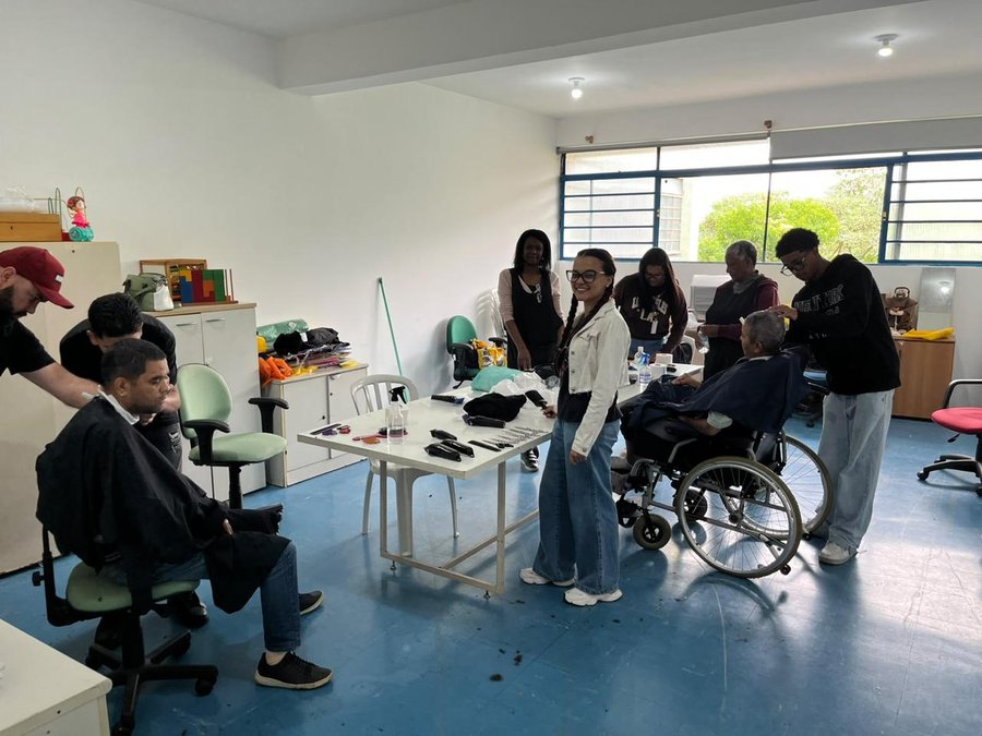 Semana da Beleza em Cotia une capacitação e solidariedade